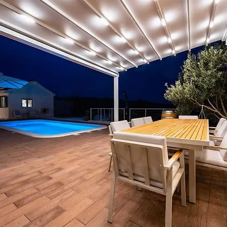 Vila Hidden Gem By Aneo Travel Trogir
