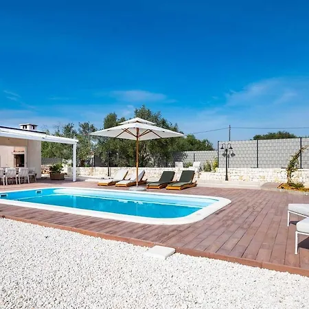Vila Hidden Gem By Aneo Travel *
