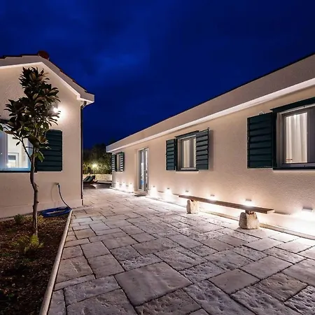 Vila Hidden Gem By Aneo Travel Trogir