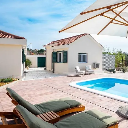 Hidden Gem By Aneo Travel Vila